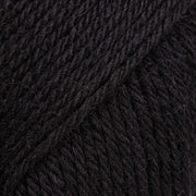 Drops Saga Uni Colour 02 Zwart - 100% wol in effen kleur Zwart