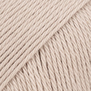 Drops Magic Uni Colour 03 Beige - kleurstaal katoen