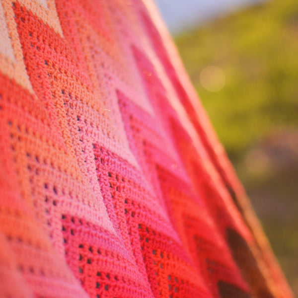 Zigzagdeken — gemaakt met 100 Kleuren Zigzag Deken Haakpakket (5)