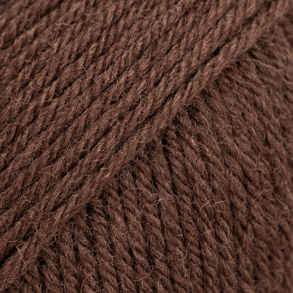 Drops Saga Uni Colour 15 Chocolade - 100% wol in effen kleur Chocolade