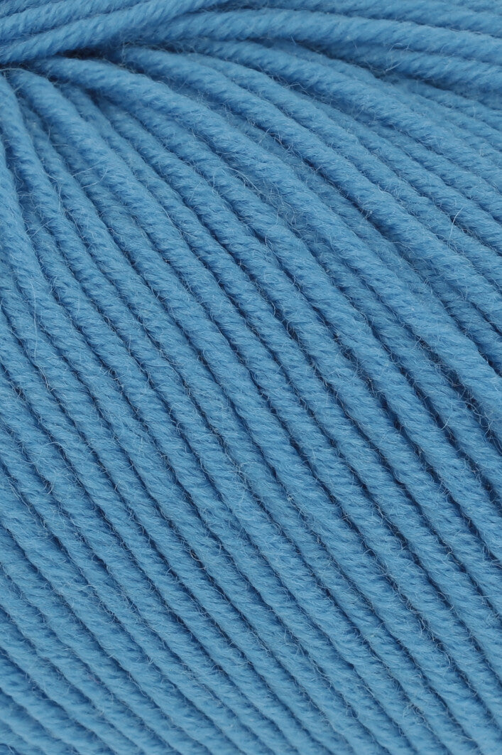 Lang Yarns Merino 120 0178 Turkoois Donker - close-up van de garenstructuur