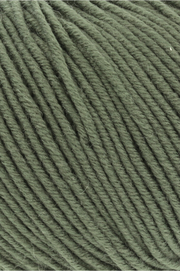 Lang Yarns Merino 120 0397 Krokodilgroen - close-up van de garenstructuur
