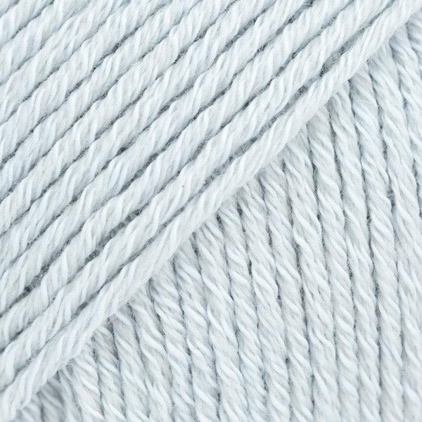 DROPS Cotton Merino Uni Colour 40 IJsblauw - detailafbeelding
