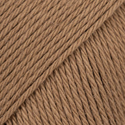 Drops Magic Uni Colour 60 Amandel - kleurstaal katoen