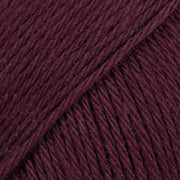 Drops Magic Uni Colour 82 Donkere druif - kleurstaal katoen