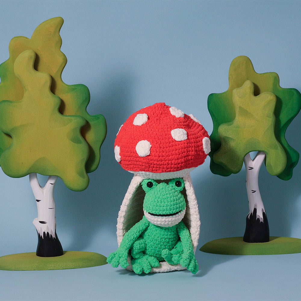 Herfstfestival yarnzoo — gemaakt met Amigurumi Herfstfestival - Kikker in Paddenstoel - Yarnzoo Haakpakket - inclusief patroon (2)