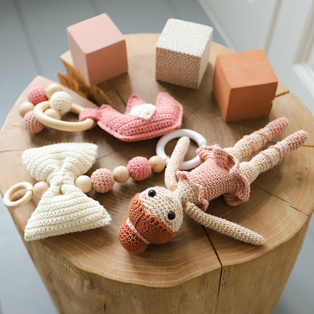 Doll — gemaakt met Baby Kraampakket Meisje Haakpatroon (Digitaal)