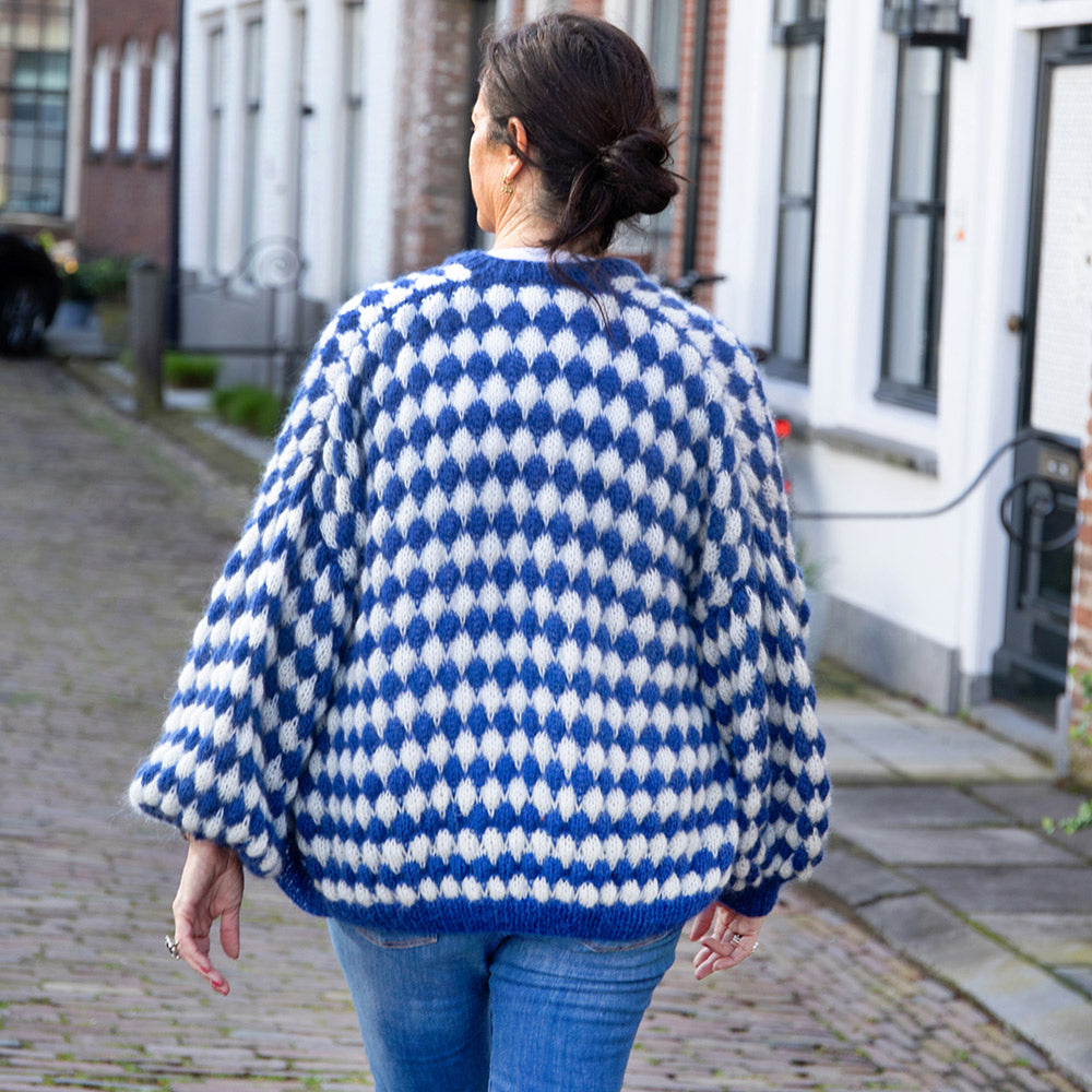 Blue — gemaakt met Basis Vest Elegant Breipakket (3)