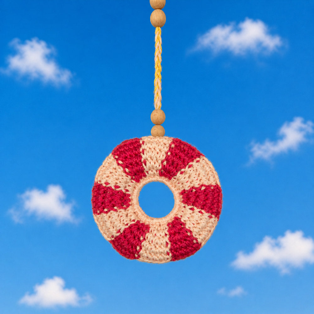 Beach vibes mobiel zwembandje blauwe lucht — gemaakt met Beach Vibes Mobiel Haakpakket