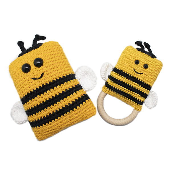 Bella Bij Set Garenpakket Rammelaars en Knuffels Haken
