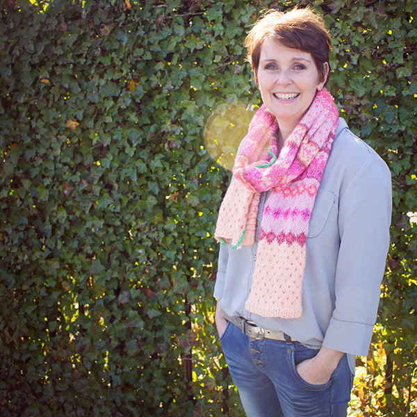 Gratis patroon — gemaakt met Breipatroon Charming Fair Isle Sjaal