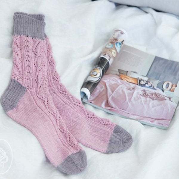Romantic soqs — gemaakt met Breipatroon Romantic Soqs