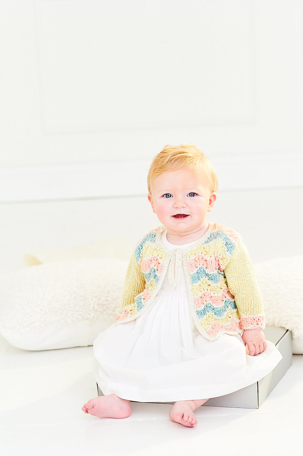 Breipatroon Stylecraft Baby Sparkle Cardigans & Blanket (2)