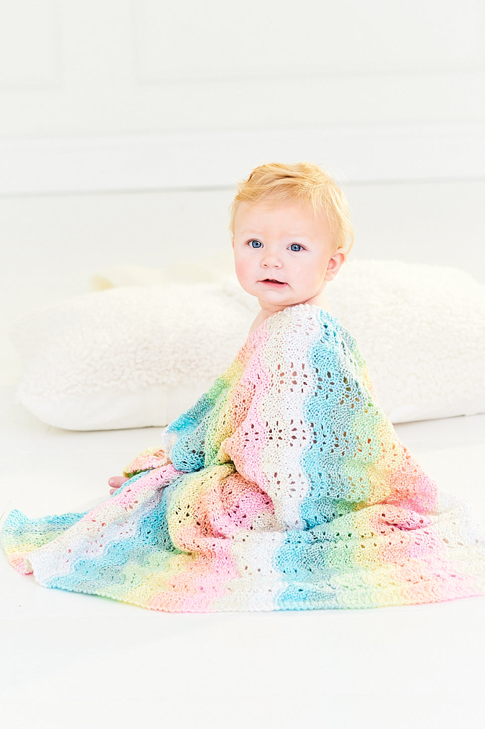 Breipatroon Stylecraft Baby Sparkle Cardigans & Blanket (3)