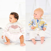 Breipatroon Stylecraft Bambino Prints DK No. 9745 Baby trui en vest
