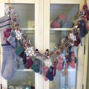 Breipatroon Stylecraft Highland Heathers DK No. F084 Kerstsok adventskalender