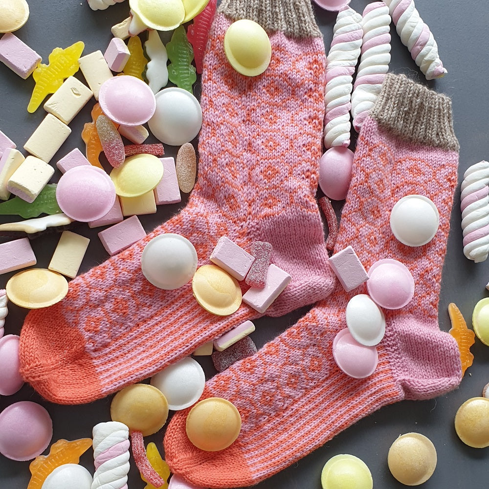 Sfeerbeeld met Breipatroon Sweet Candy Socks (2)