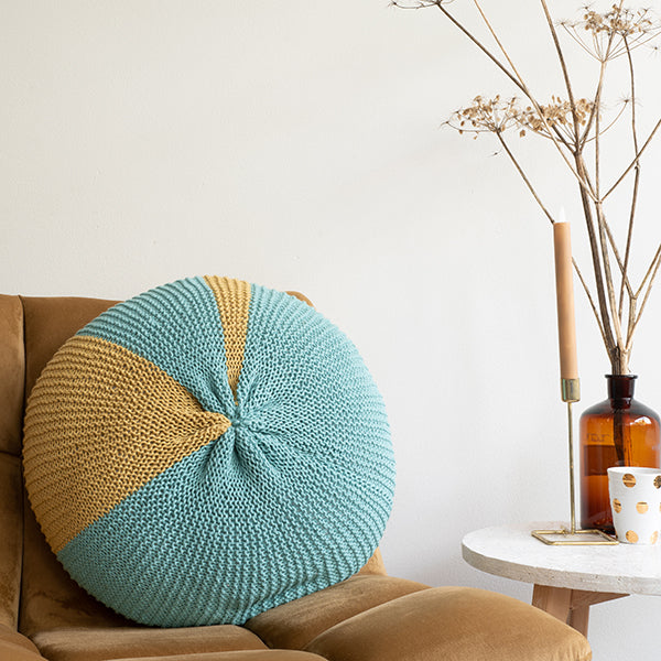 Strickanleitung Yarn and Colors Candy Comfy Cushion (2)