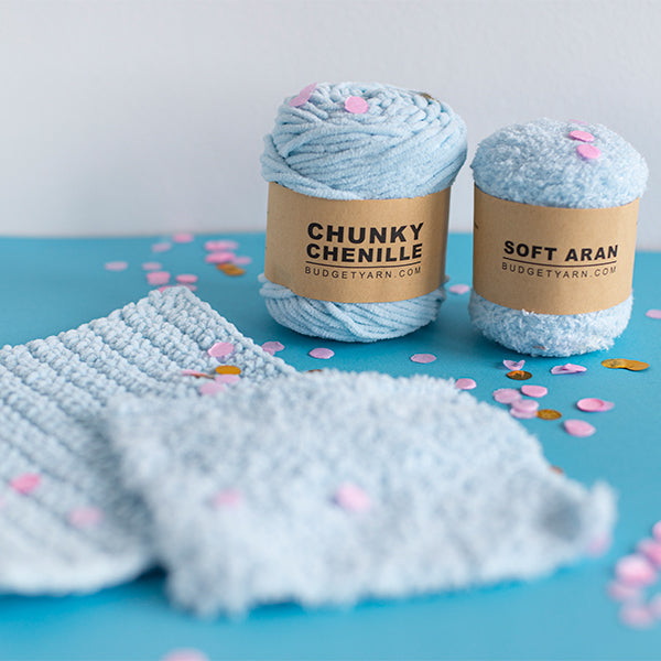 Chunky chenille — sfeerbeeld met Budgetyarn Chunky Chenille (2)
