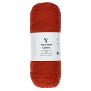 Yarn and Colors Joy 024 Chestnut - bol garen in deze kleur