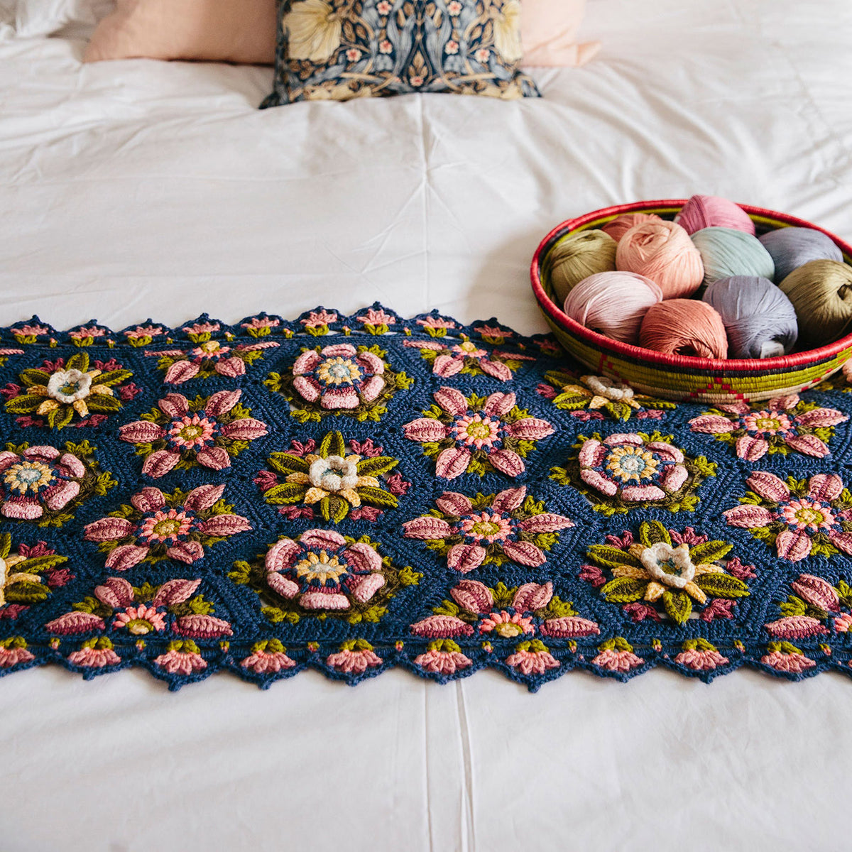 Climbing rose wrap — gemaakt met Climbing Rose Wrap Haakpakket - Inclusief Digitaal Patroon