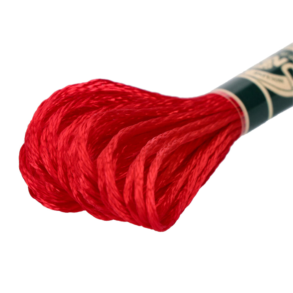 DMC 1008F Mouliné Satin Borduurgaren 8m S321 (2)