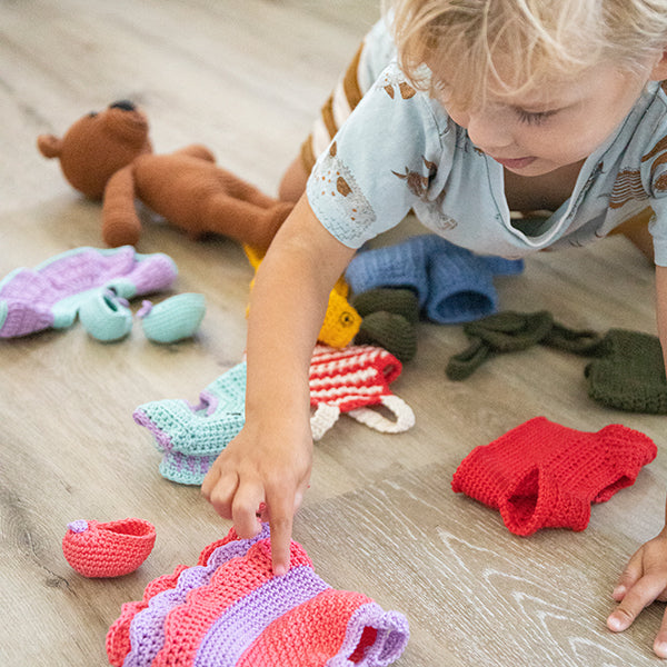Naamloos — gemaakt met Droom Aankleedbeer Kleding Haakpakket