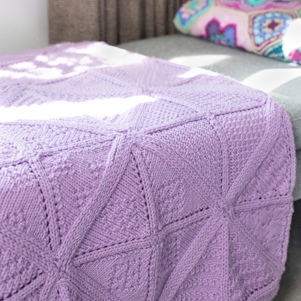 Orchid — gemaakt met Droomdeken 8.0 KAL (breien) Yarn and Colors Chunky Amazing (5)