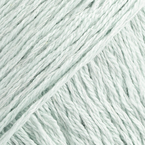 Drops Belle Uni Colour 33 Ijskristal