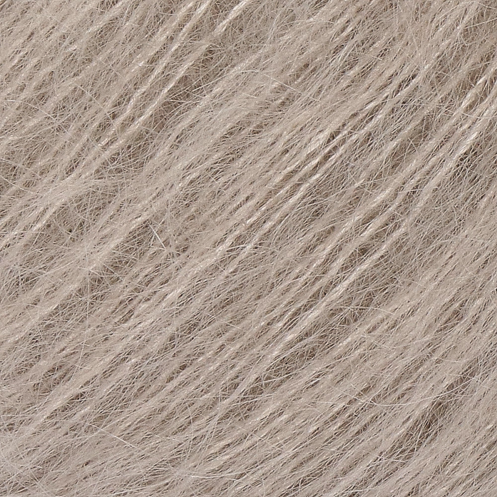 Drops Kid-Silk Uni Colour 020 Lichtbeige (2)