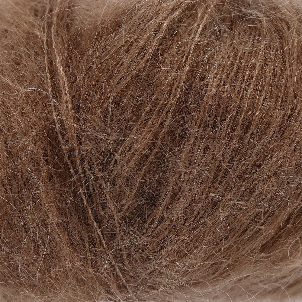 Detailbwdr — gemaakt met Drops Kid-Silk Uni Colour