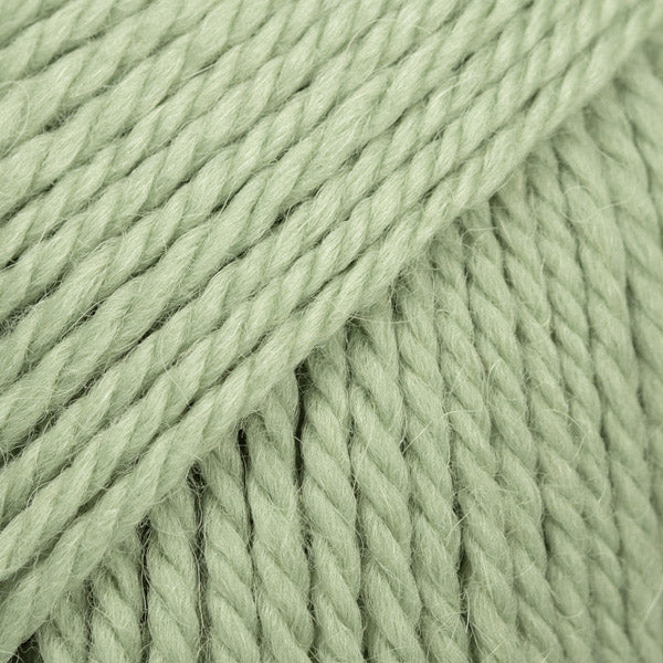Drops Nepal Uni Colour 8923 Saliegroen