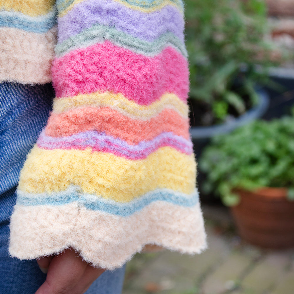 Chevron — gemaakt met Felt-it Chevron Strepentrui Haakpakket (5)
