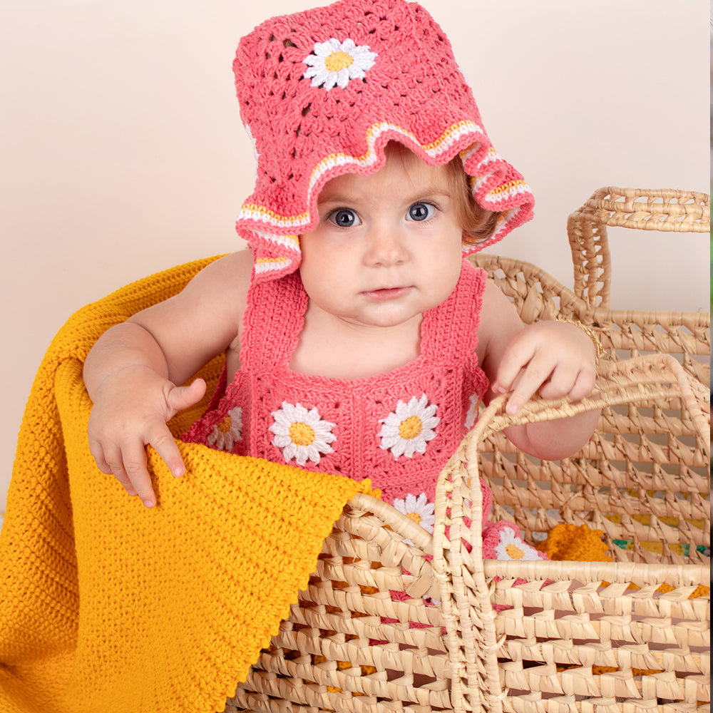 Kinder jurkje — gemaakt met Granny Square Kinderjurkje Haakpatroon (Digital)