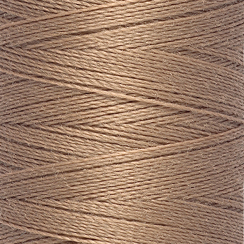 Detail — gemaakt met Gütermann Polyester Nähgarn 200m 139