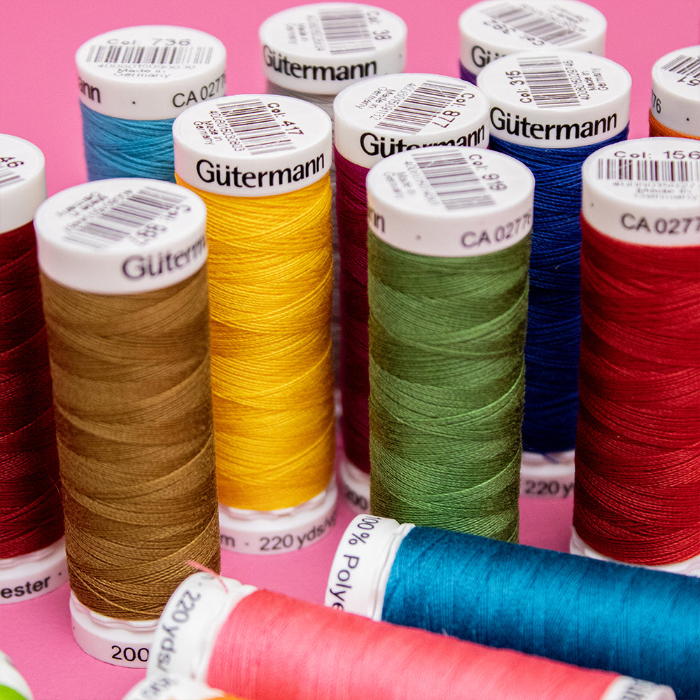 Sfeerbeeld met Gütermann Polyester Nähgarn 200m 190 (4)