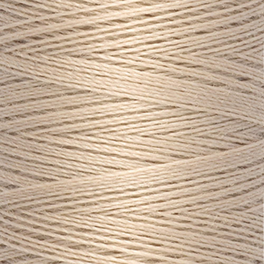 Detail — gemaakt met Gütermann Polyester Nähgarn 200m 198