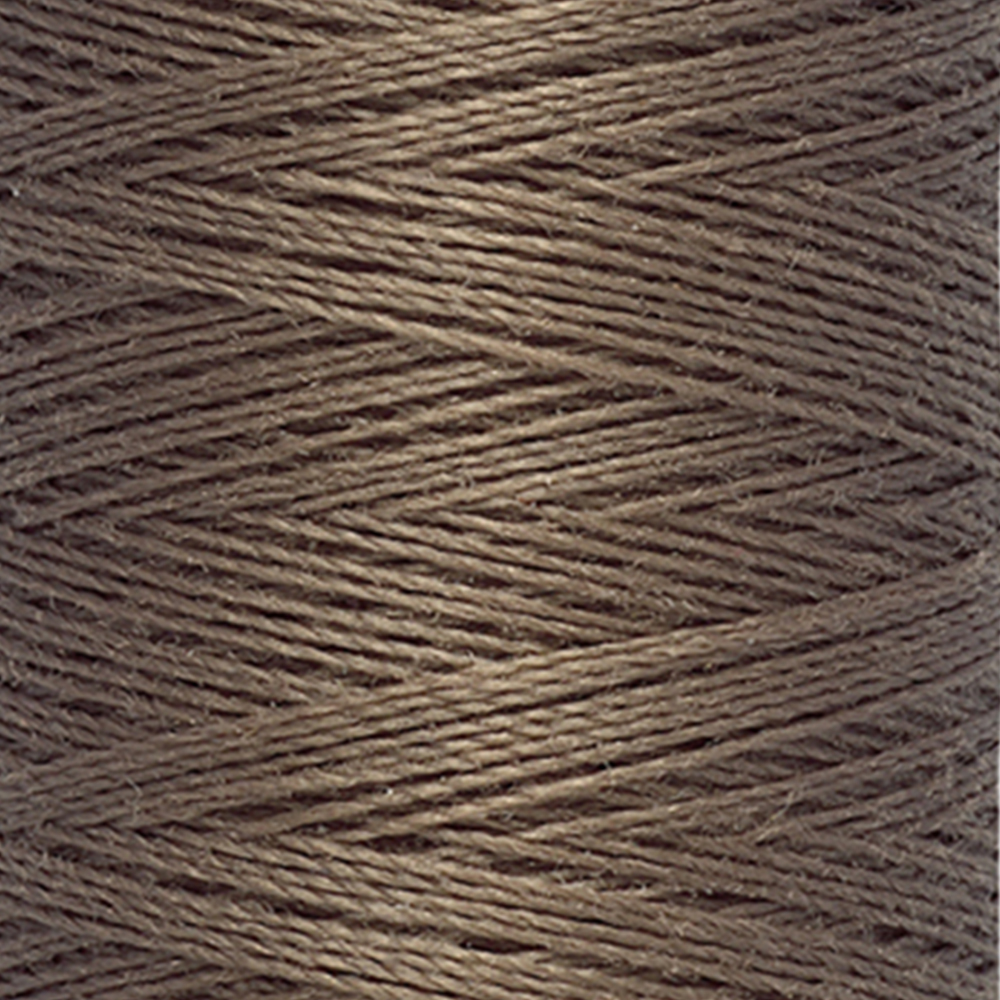 Detail — gemaakt met Gütermann Polyester Nähgarn 200m 209