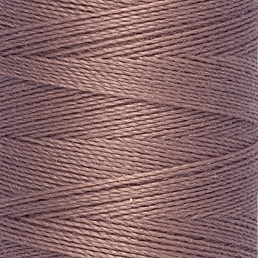 Detail — gemaakt met Gütermann Polyester Nähgarn 200m 216