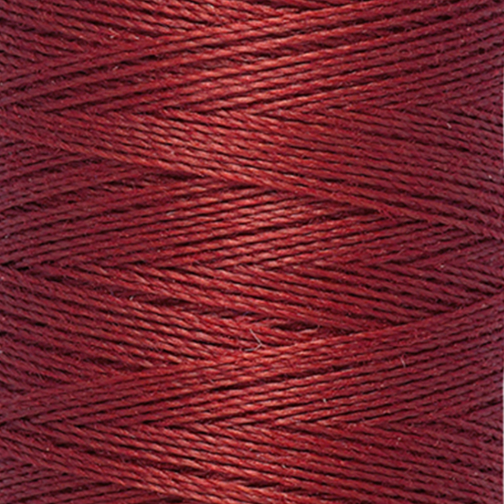 Detail — gemaakt met Gütermann Polyester Nähgarn 200m 221