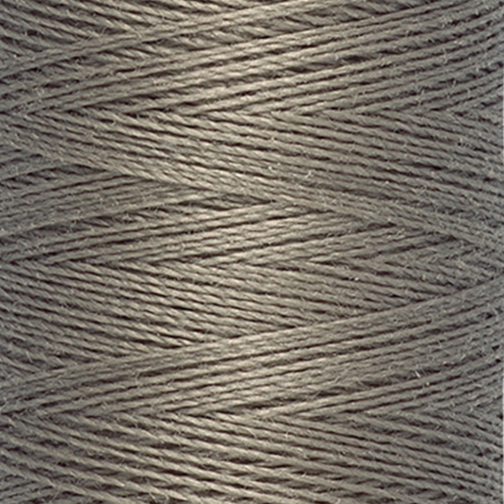 Detail — gemaakt met Gütermann Polyester Nähgarn 200m 241