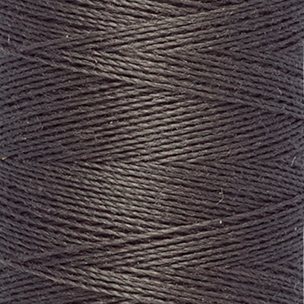 Detail — gemaakt met Gütermann Polyester Nähgarn 200m 308