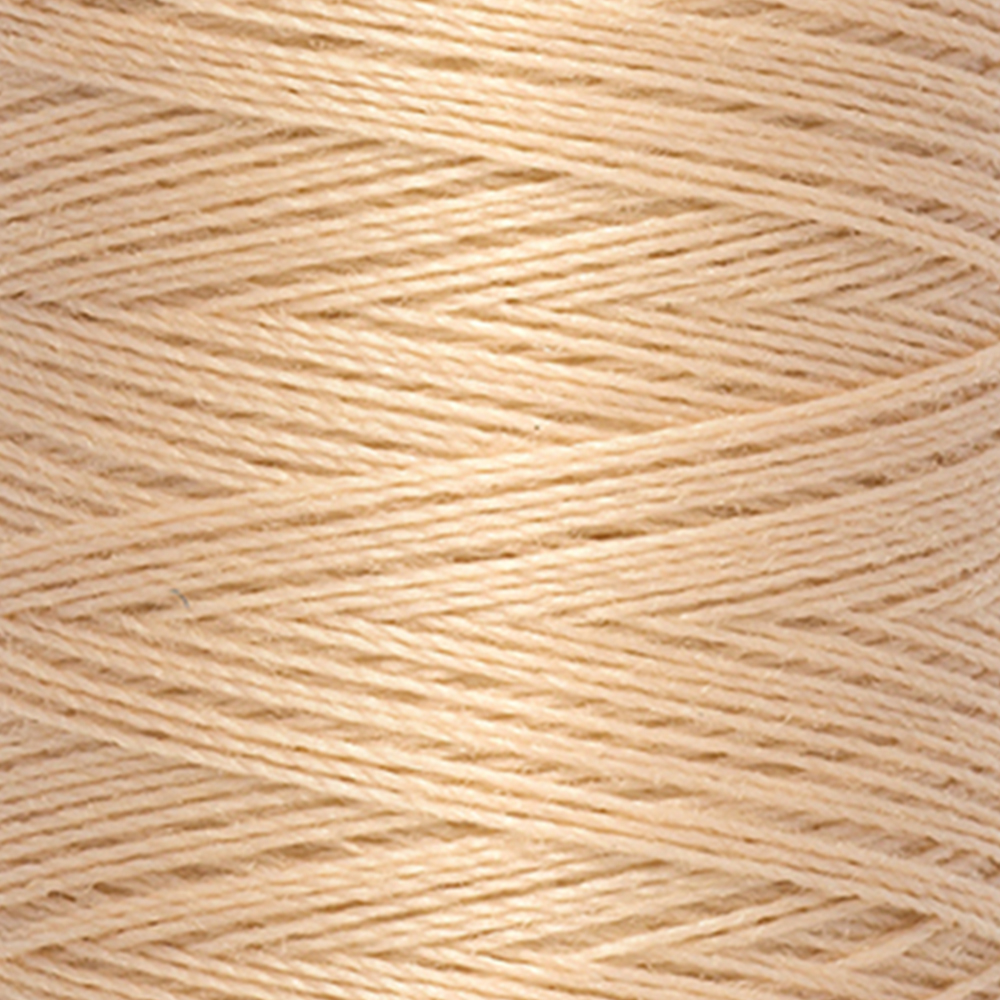Detail — gemaakt met Gütermann Polyester Nähgarn 200m 421