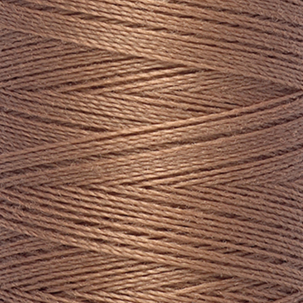 Detail — gemaakt met Gütermann Polyester Nähgarn 200m 444