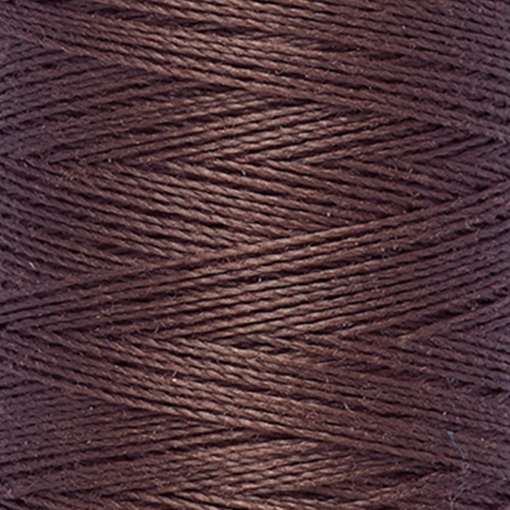 Detail — gemaakt met Gütermann Polyester Nähgarn 200m 446