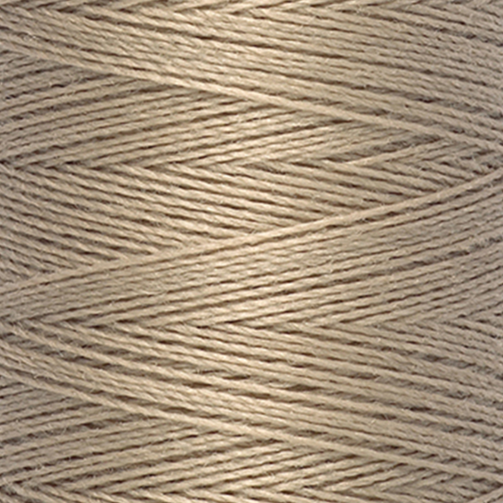 Detail — gemaakt met Gütermann Polyester Nähgarn 200m 464