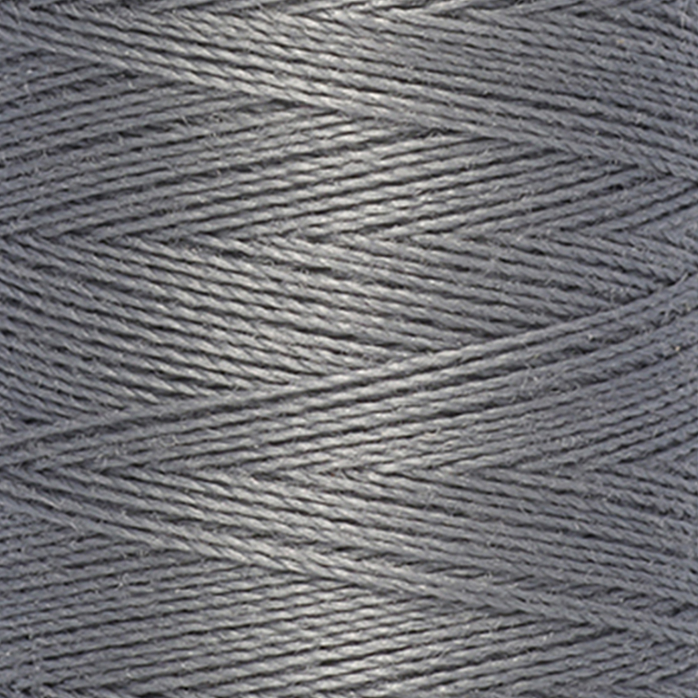 Detail — gemaakt met Gütermann Polyester Nähgarn 200m 496