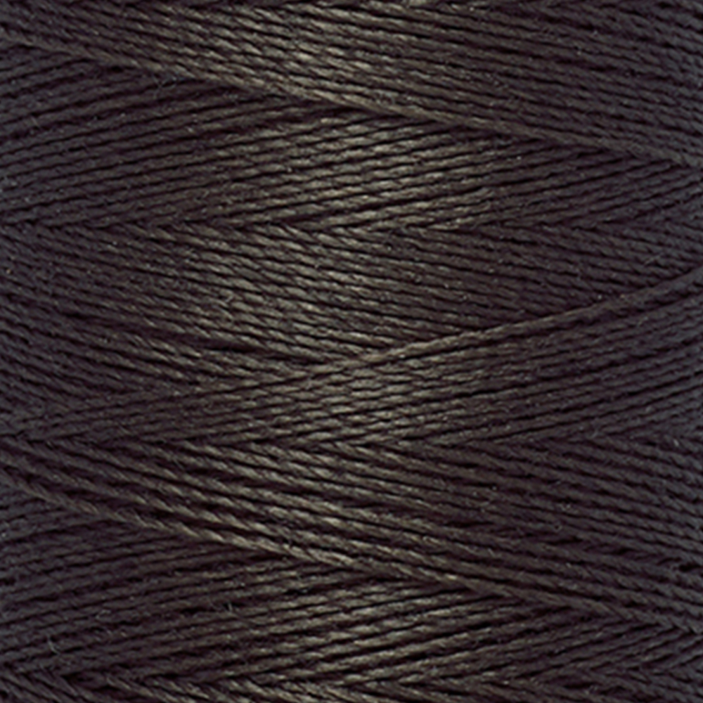 Detail — gemaakt met Gütermann Polyester Nähgarn 200m 671