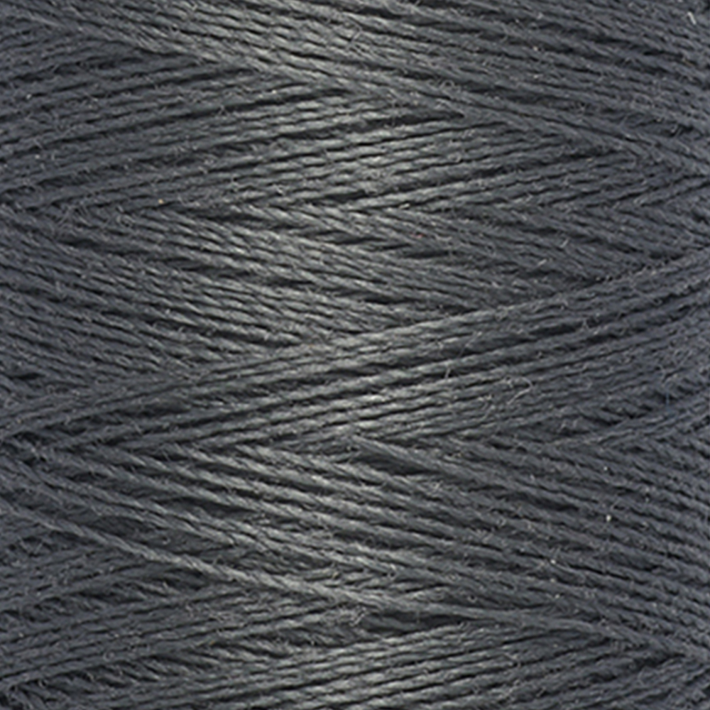 Detail — gemaakt met Gütermann Polyester Nähgarn 200m 702