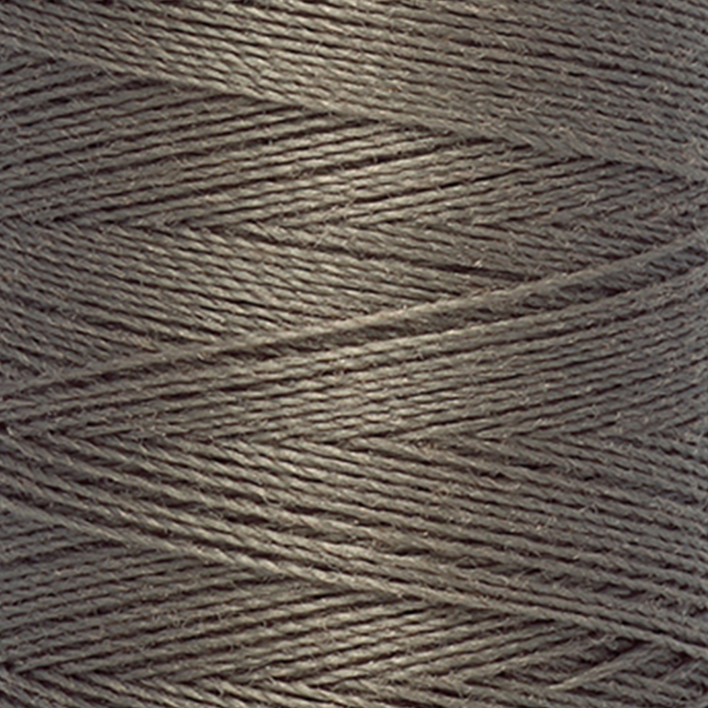 Detail — gemaakt met Gütermann Polyester Nähgarn 200m 727